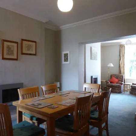 Apartment A Comfortable Home-from-home For Walkers. *